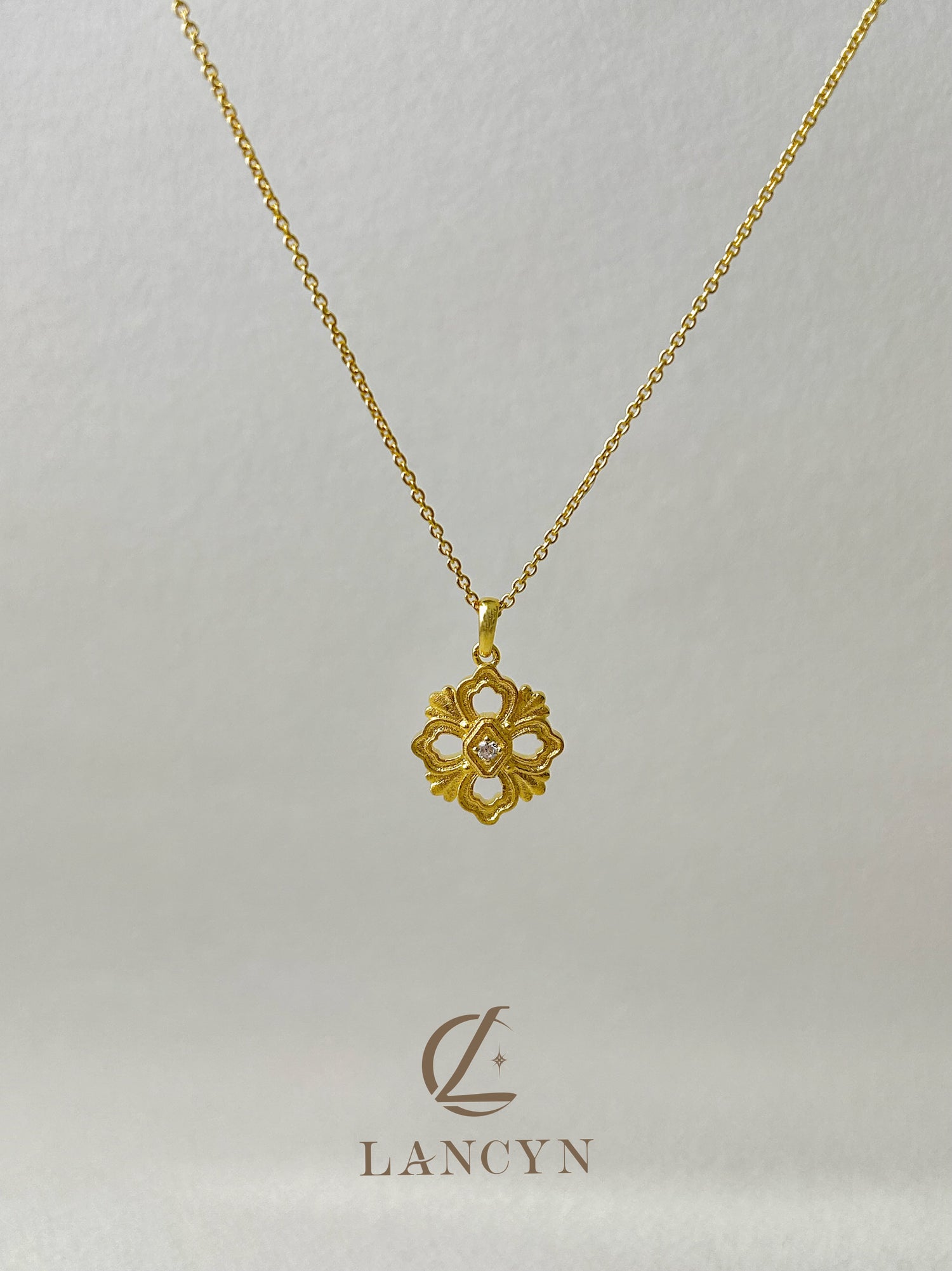 Aureate Vintage Floral Solitaire Crystal Necklace