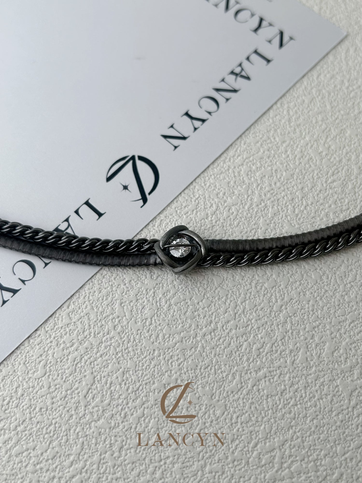 Noir Knot Solitaire Crystal