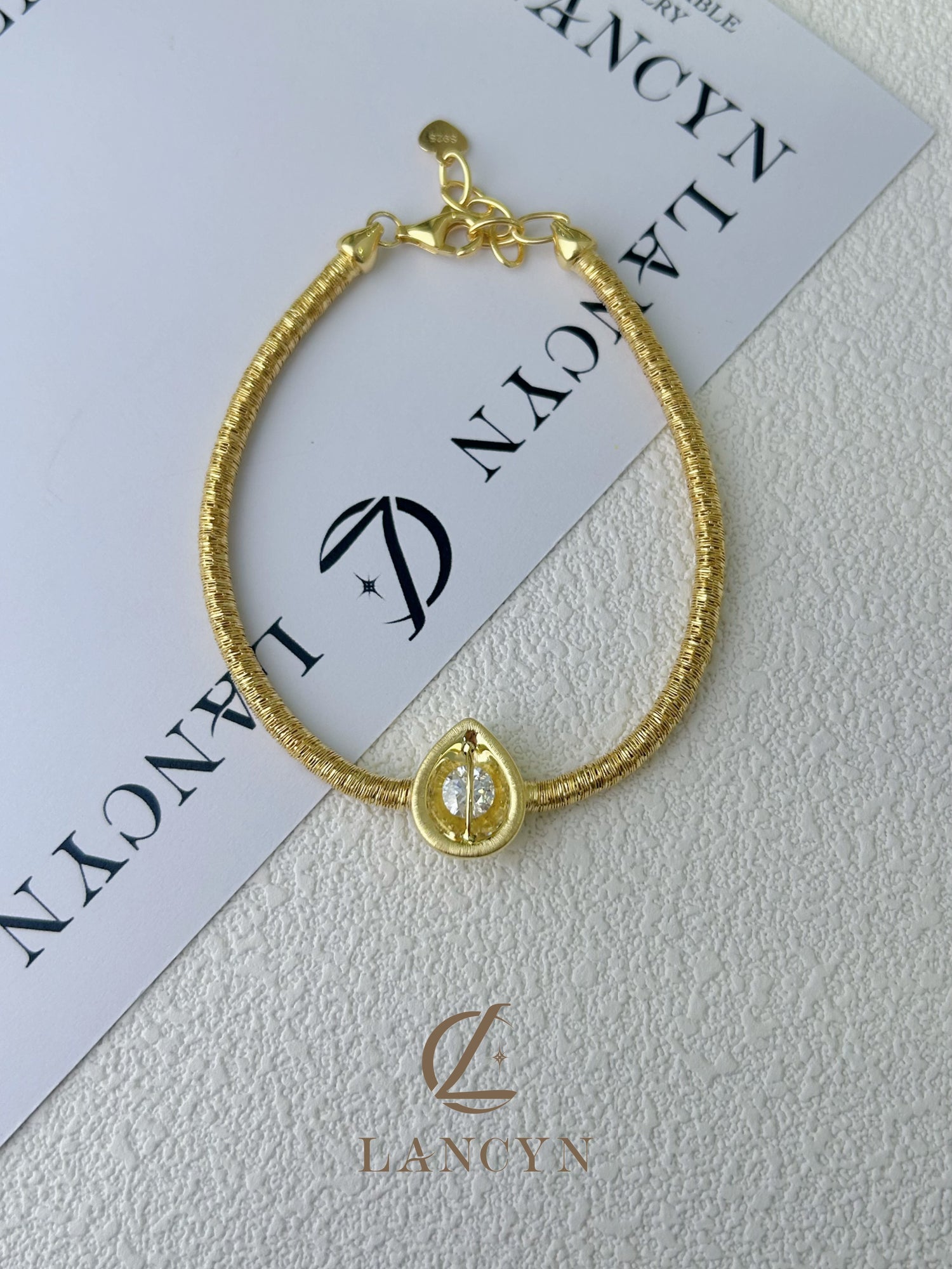 Aureate Dewdrop Textured Bracelet