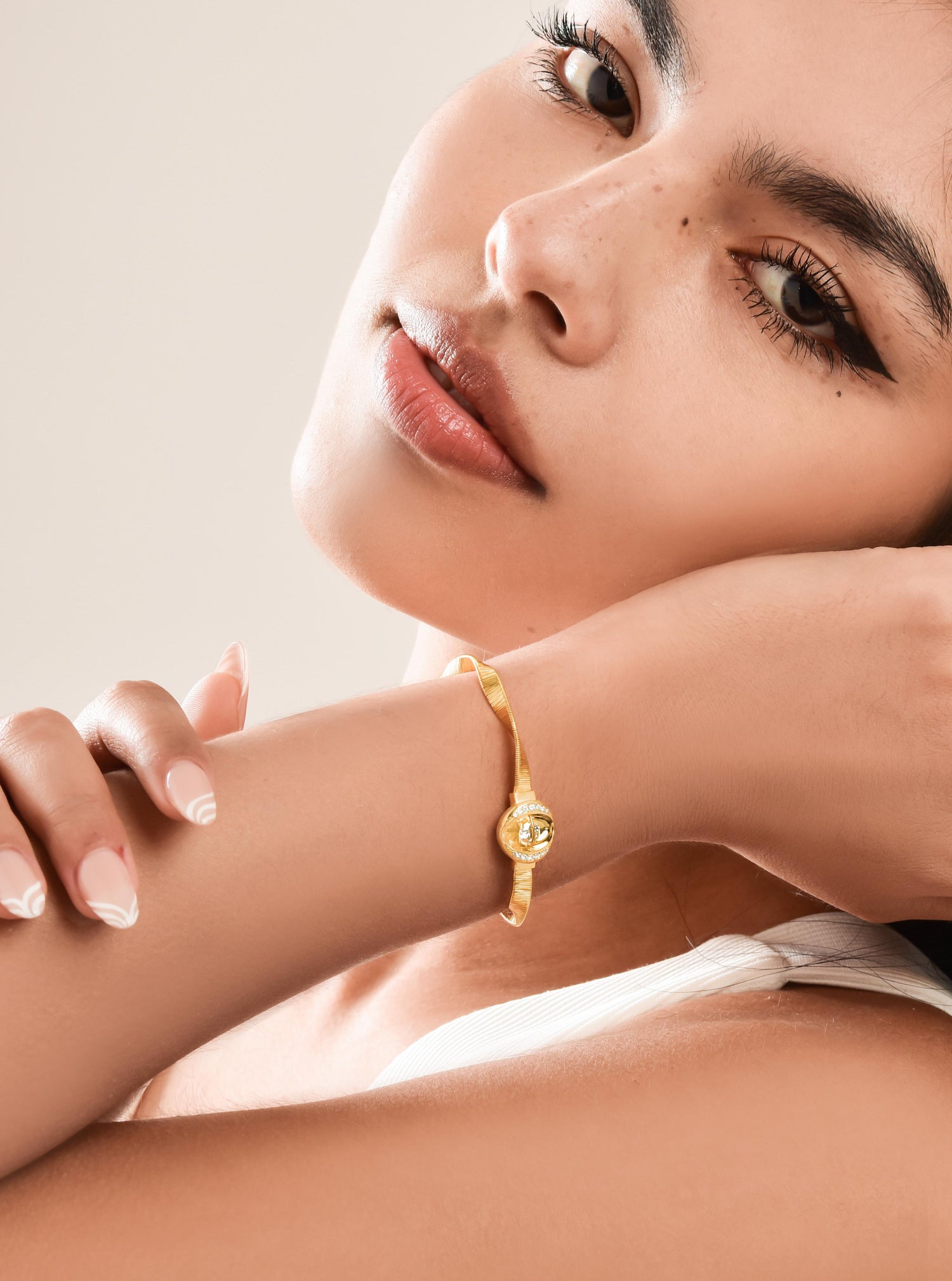 Golden Oval Halo Crystal