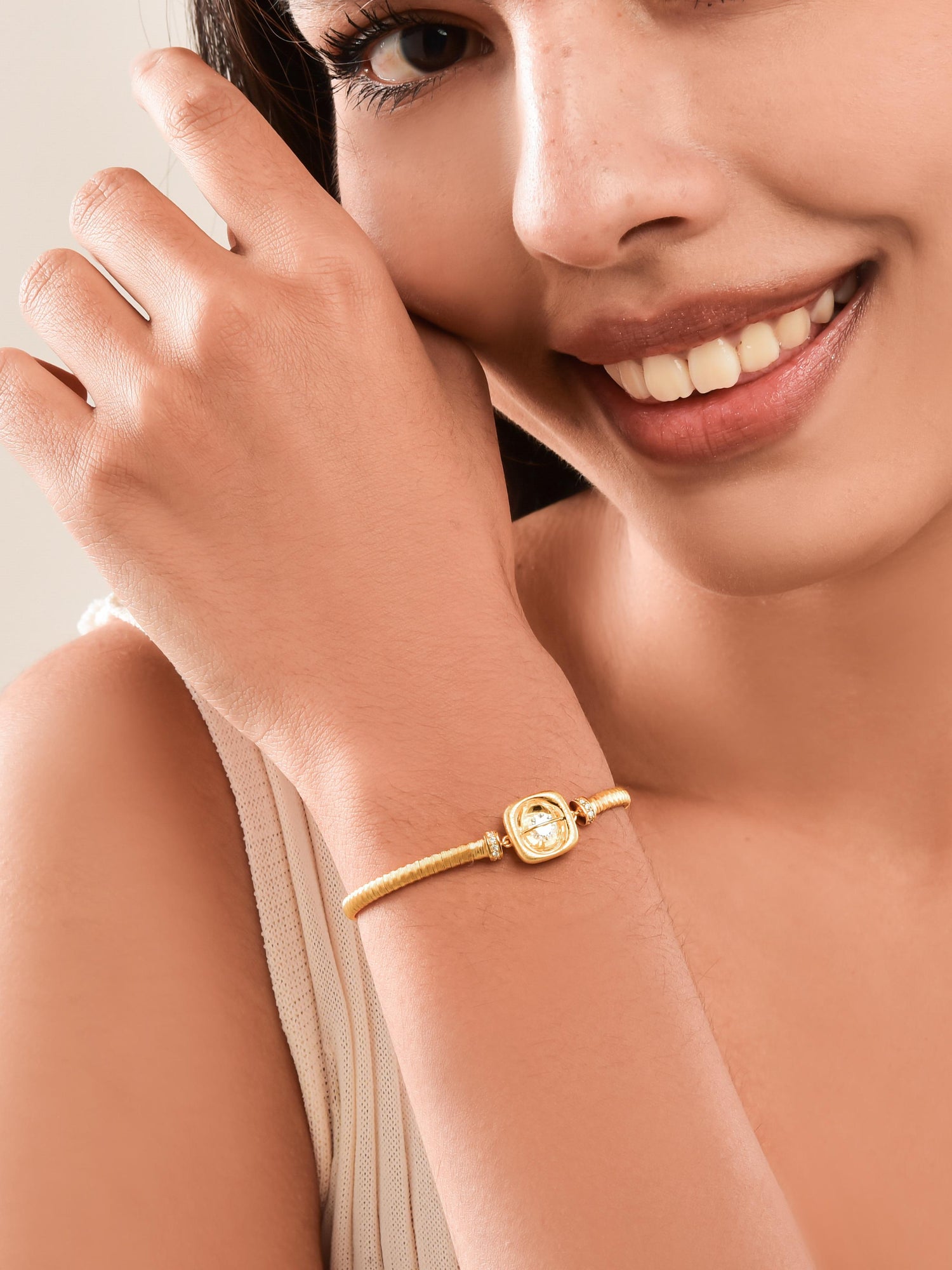 Golden Square Halo Dancing Crystal